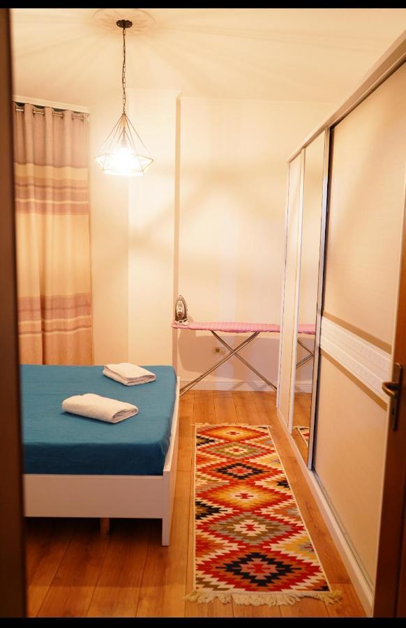 Apartament Center ティラナ エクステリア 写真
